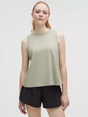 NWT Lululemon Pace Crush Cross-Back Graphic Tank Top XS Green